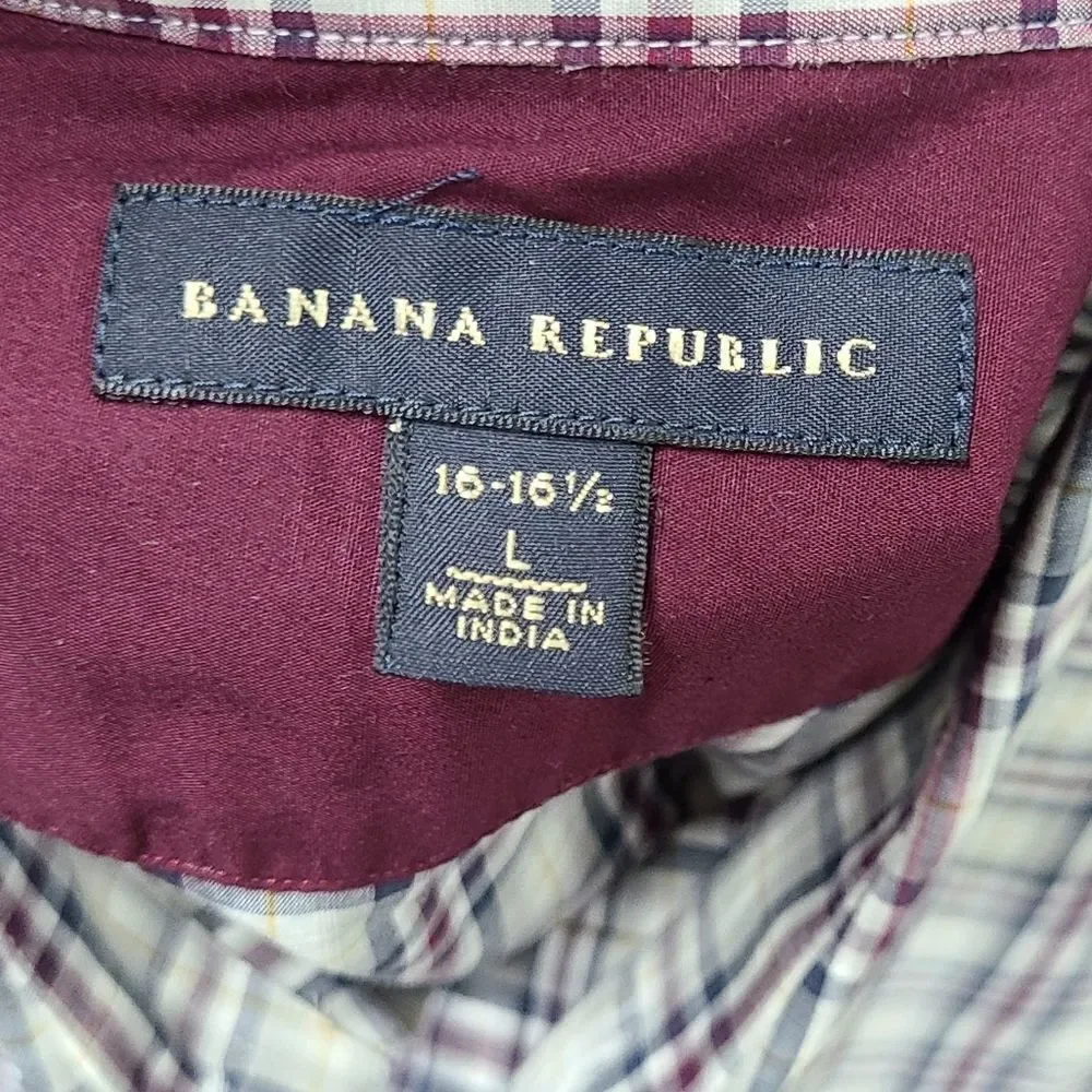Banana‎ Republic Men's Button Down Shirt Size Large